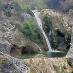Ξενοδοχείο με διαμερίσματα Malathro Olympus