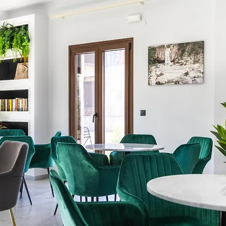 Malathro Olympus 公寓式酒店