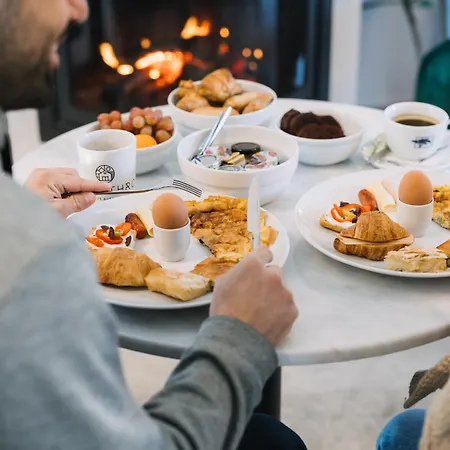 Malathro Olympus 公寓式酒店 4*