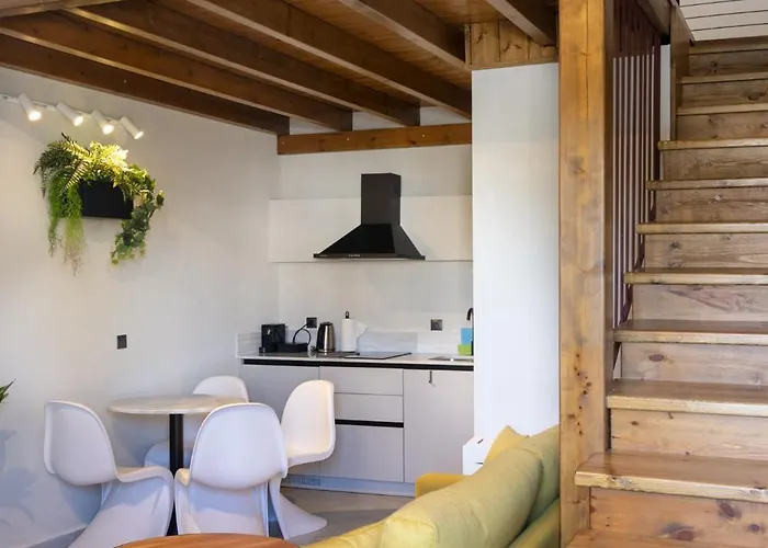 Malathro Olympus 公寓式酒店